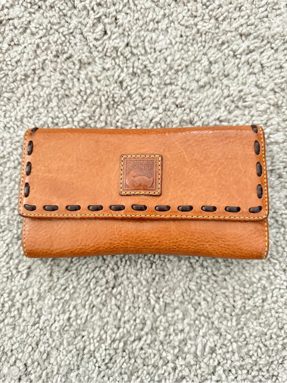 Dooney & Bourke Tan Leather Long Card Holder Wallet